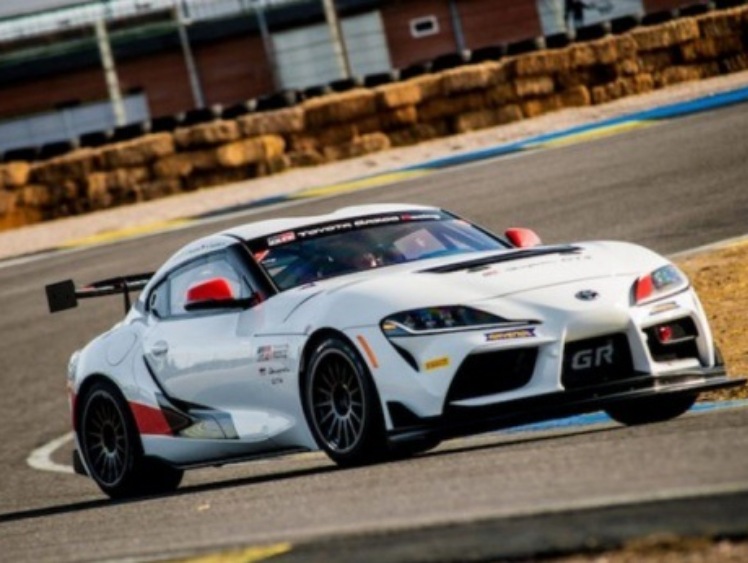 Toyota GR Supra GT4 w British GT Championship